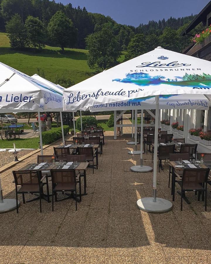Boutique Wellnesshotel Landmann Steinen  Exterior foto