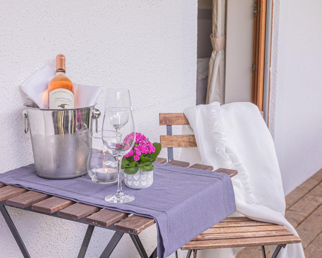 Boutique Wellnesshotel Landmann Steinen  Exterior foto
