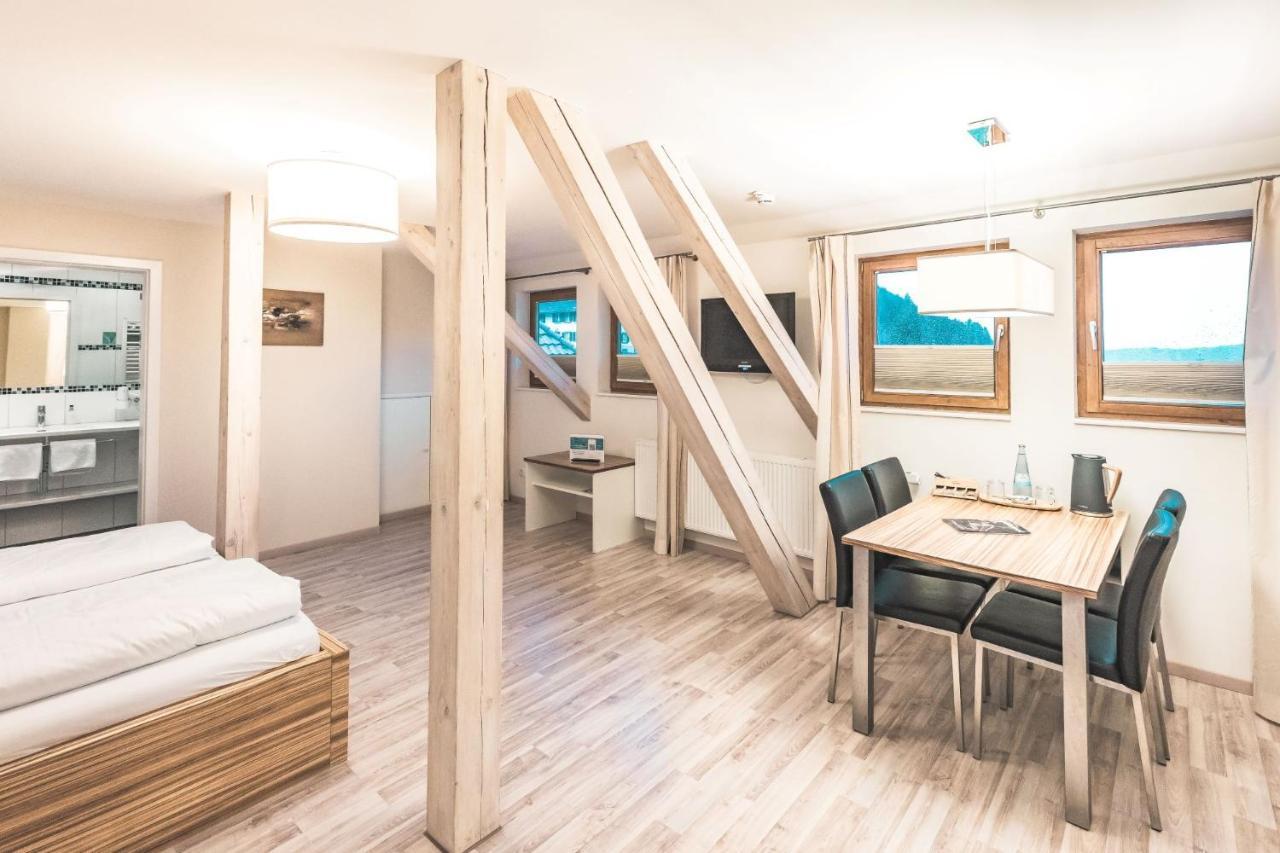 Boutique Wellnesshotel Landmann Steinen  Exterior foto